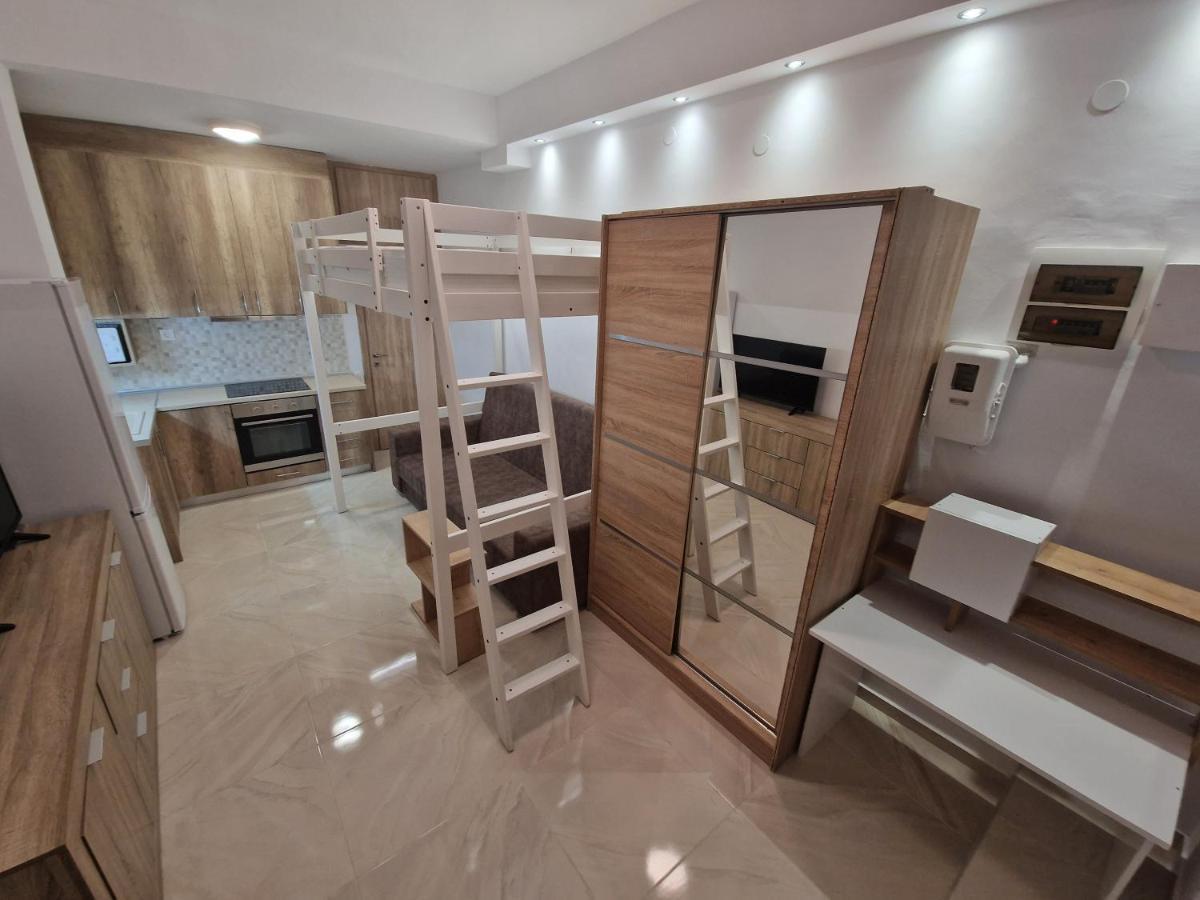 Dimosthenis Skg Apartment 塞萨洛尼基 外观 照片